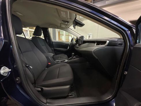 Used 2023 Toyota Corolla LE w/ LE Convenience Package image 21