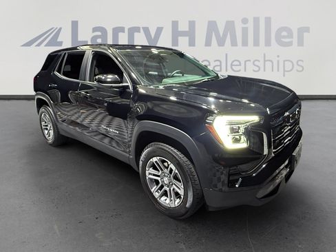Used 2025 GMC Terrain Elevation AWD/4WD image 7