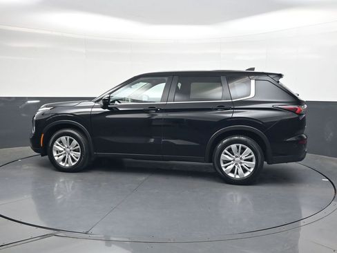 Used 2025 Mitsubishi Outlander ES AWD/4WD image 7