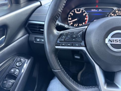 Used 2020 Nissan Altima 2.5 SV image 28