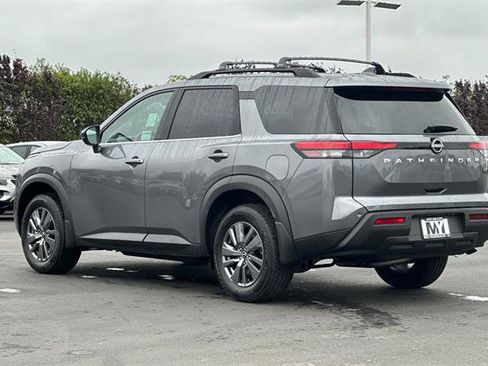 New 2025 Nissan Pathfinder SV w/ Cargo Package image 6