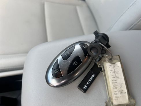 Used 2025 Hyundai Kona SEL image 21