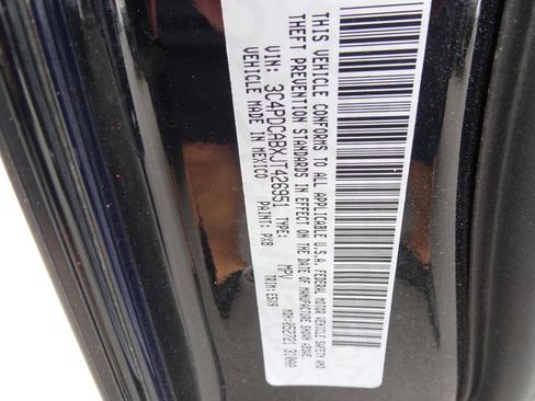 Used 2018 Dodge Journey SE image 9