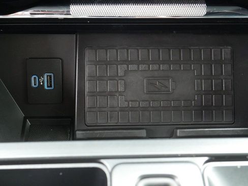 Used 2022 Ford F150 Lariat w/ Equipment Group 502A High AWD/4WD image 50