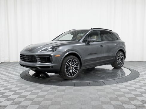 Certified 2023 Porsche Cayenne image 1