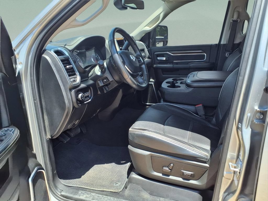 Used 2024 RAM 2500 Laramie AWD/4WD image 18