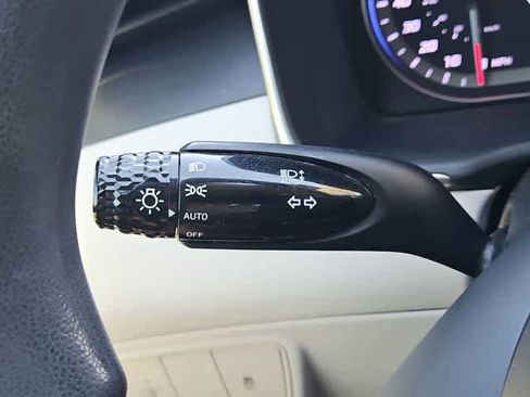 Certified 2023 Hyundai Tucson SE image 25