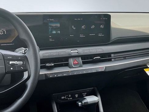 Used 2025 Kia K4 LXS image 9