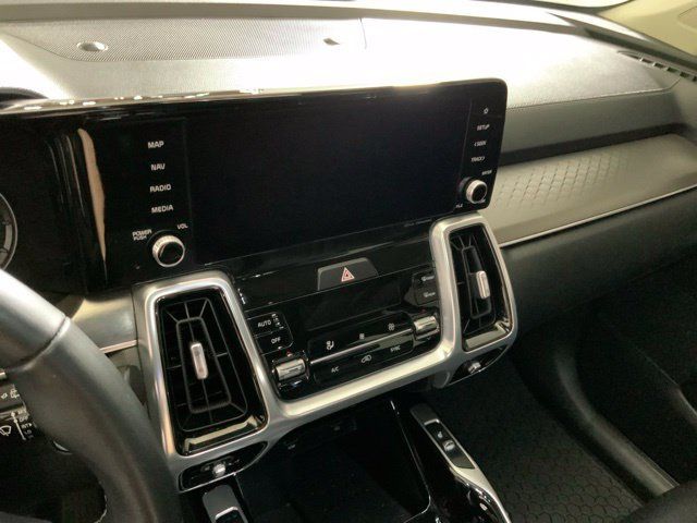 Used 2021 Kia Sorento SX FWD image 18