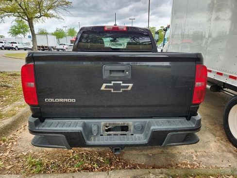 Used 2015 Chevrolet Colorado Z71 image 5