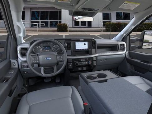 New 2026 Ford F250 XL AWD/4WD image 9