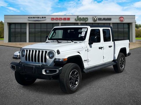 Used 2023 Jeep Gladiator Overland w/ Popular Equipment Package AWD/4WD image 7