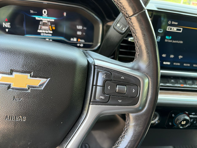 Used 2022 Chevrolet Silverado 1500 LT AWD/4WD image 25
