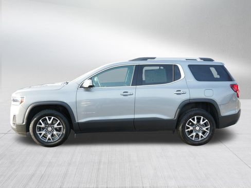 Used 2023 GMC Acadia SLT image 4