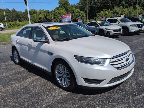 Used 2019 Ford Taurus Limited FWD image 1
