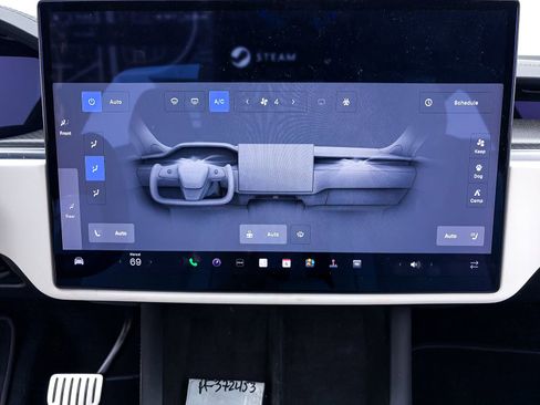 Used 2023 Tesla Model X Plaid image 24