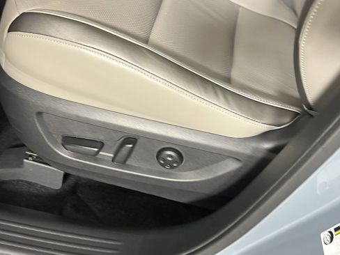 Used 2025 INFINITI QX50 Luxe w/ Cargo Package image 25