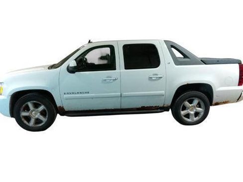 Used 2007 Chevrolet Avalanche LT w/ LT Preferred Equipment Group AWD/4WD image 2