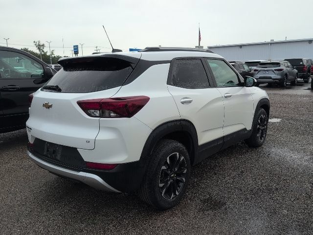 Used 2022 Chevrolet TrailBlazer LT FWD image 4