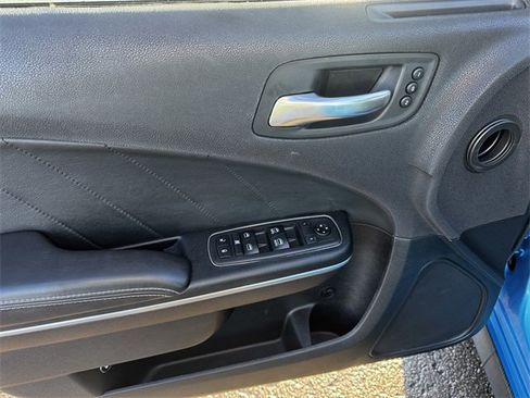 Certified 2018 Dodge Charger SRT w/ Harman/Kardon Audio Group image 21