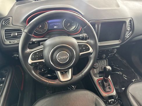 Used 2019 Jeep Compass Trailhawk AWD/4WD image 26