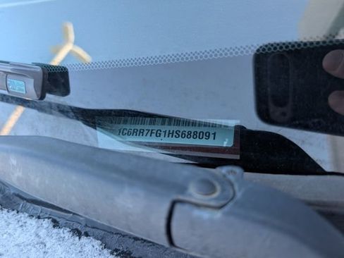 Used 2017 RAM 1500 Express image 34