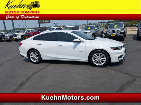 Used 2017 Chevrolet Malibu LT w/ Leather Package FWD image 1