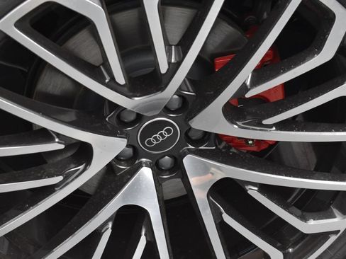 New 2026 Audi SQ8 Prestige AWD/4WD image 21