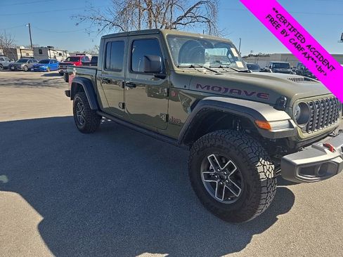 Used 2025 Jeep Gladiator Mojave image 6