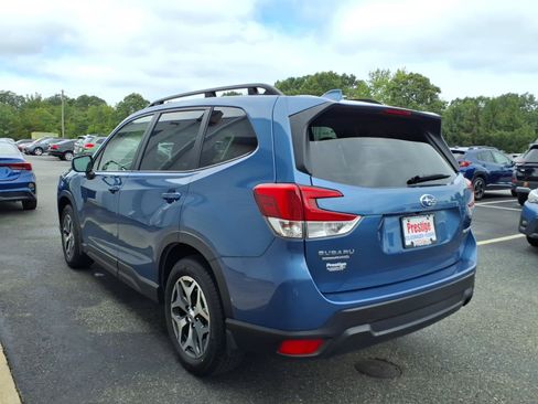 Used 2023 Subaru Forester Premium AWD/4WD image 4