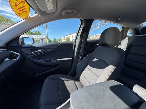 Used 2024 Chevrolet Malibu LS FWD image 9