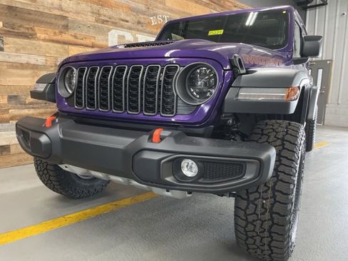 New 2026 Jeep Gladiator Mojave AWD/4WD image 14