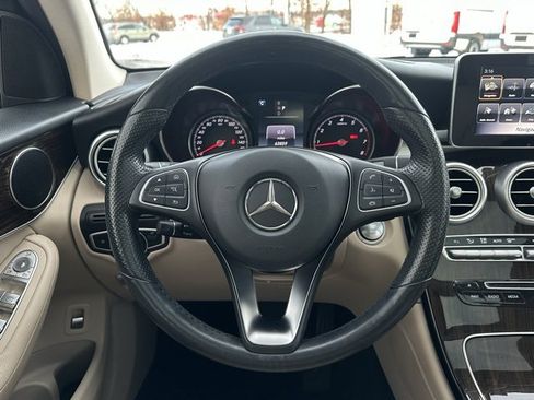 Used 2018 Mercedes-Benz GLC 300 4MATIC image 12
