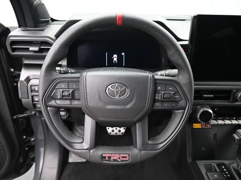 Certified 2025 Toyota Tacoma TRD Pro AWD/4WD image 17