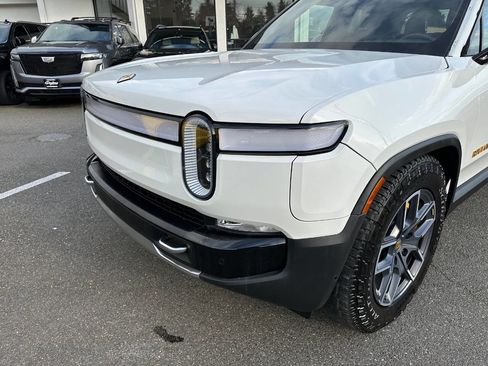 Used 2022 Rivian R1T Launch Edition image 13