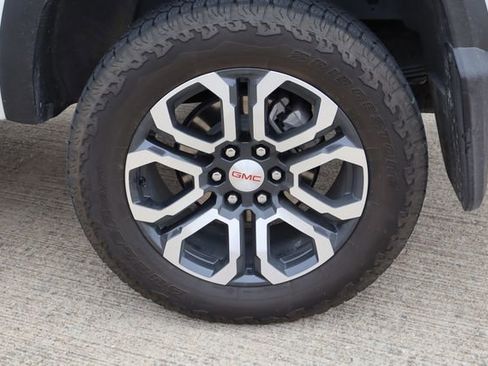 Used 2023 GMC Canyon AT4 w/ Canyon Safety Plus Package AWD/4WD image 29
