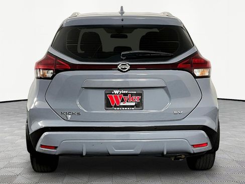 Used 2021 Nissan Kicks SV FWD image 5