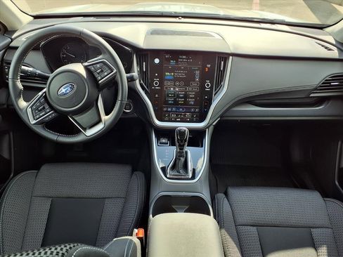 Used 2025 Subaru Outback Premium w/ Popular Package #1A image 4