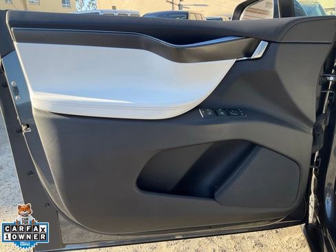 Used 2017 Tesla Model X 100D image 23