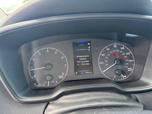 Used 2025 Toyota Corolla LE FWD image 13