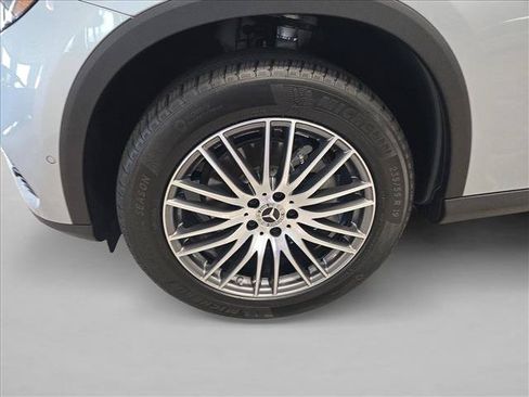 Certified 2026 Mercedes-Benz GLC 300 image 19
