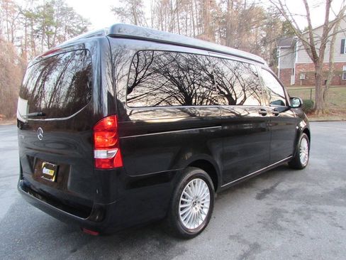 Used 2018 Mercedes-Benz Metris Passenger image 5