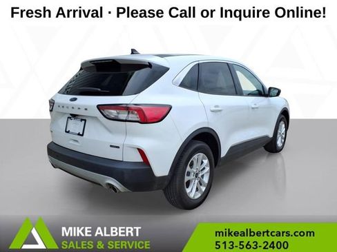 Used 2022 Ford Escape SE AWD/4WD image 7