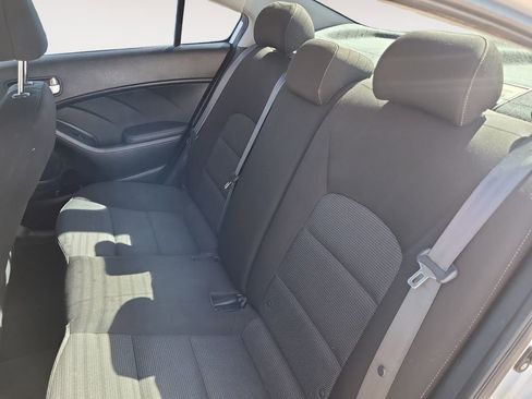 Used 2017 Kia Forte LX FWD image 13