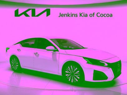 Used 2023 Nissan Altima 2.5 SV