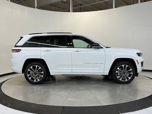 New 2025 Jeep Grand Cherokee Overland w/ Adv Protech Group III image 2