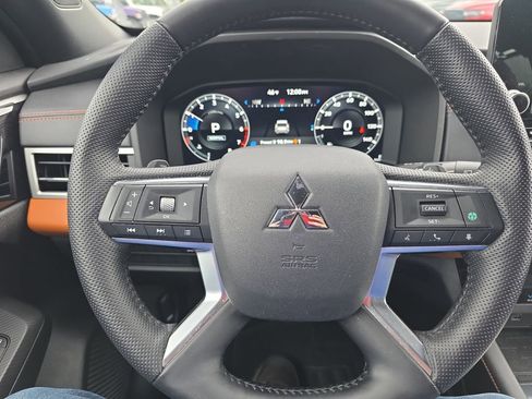 Used 2022 Mitsubishi Outlander SEL AWD/4WD image 14