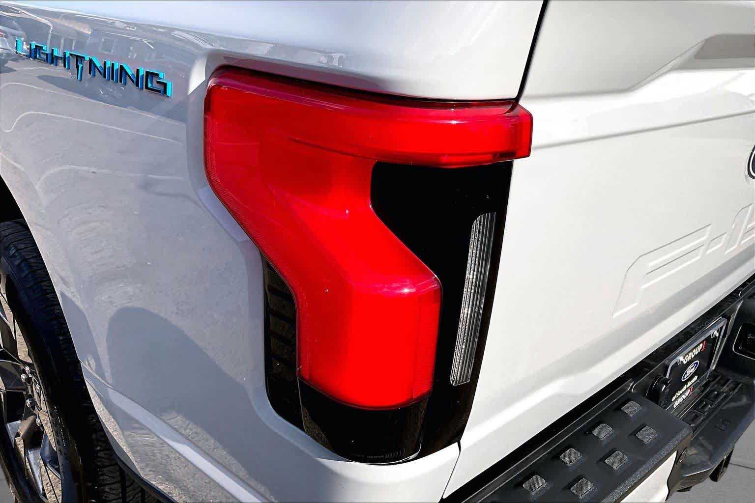 Used 2024 Ford F150 Lightning Flash AWD/4WD image 27