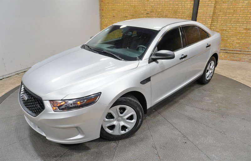 Used 2017 Ford Taurus Police Interceptor FWD image 2