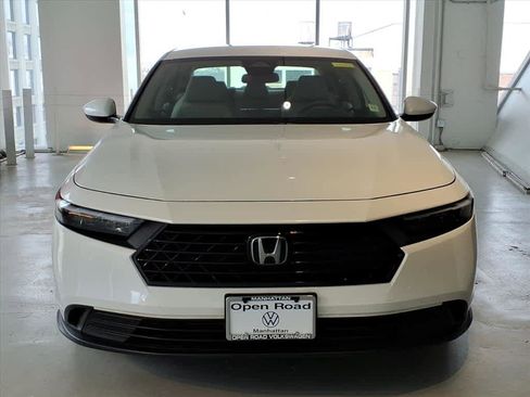 Used 2024 Honda Accord LX image 2